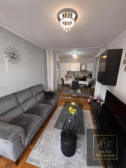 Grbavica | 4zida.rs