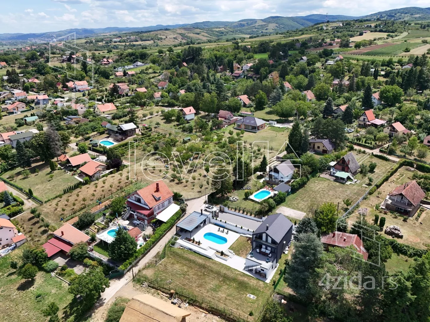 Kuća | 4zida