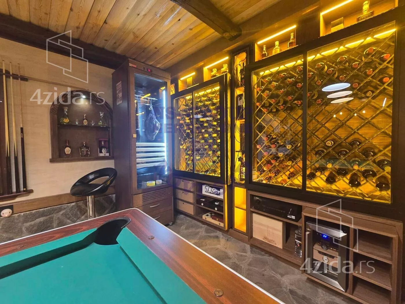 3-etažna kuća | 4zida