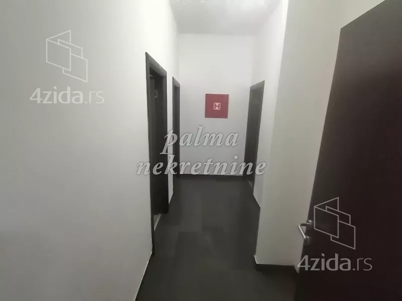 Lokal | 4zida