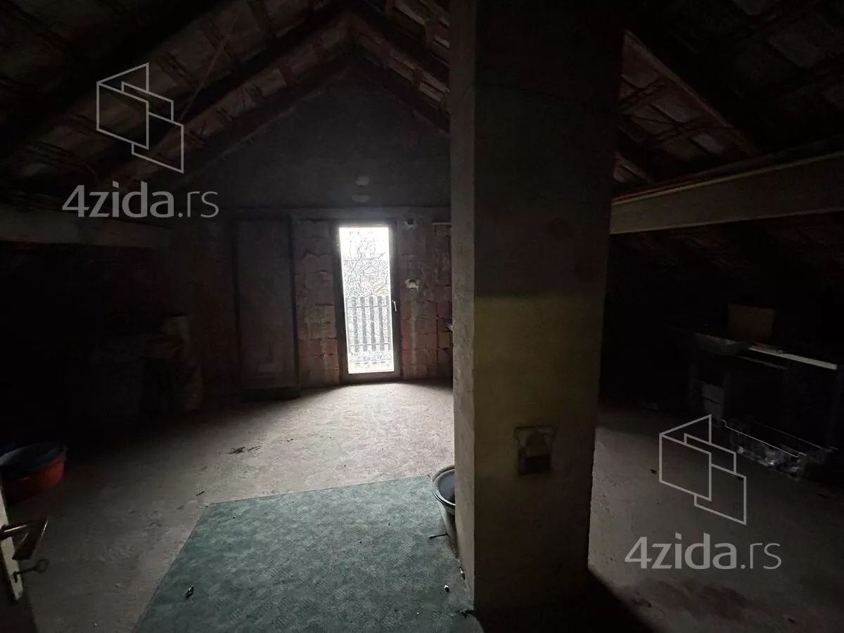 3-etažna kuća | 4zida