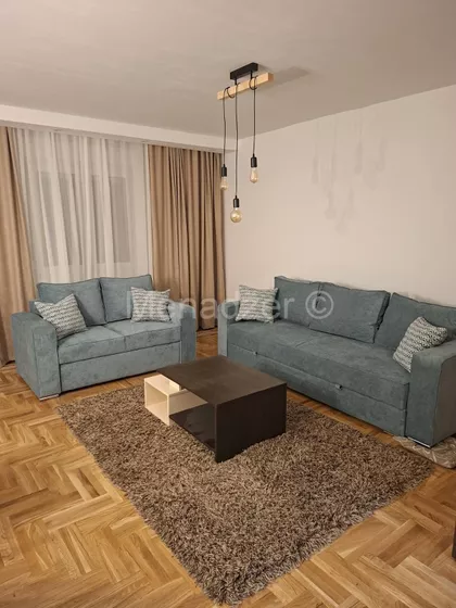 Ismeta Mujezinovića | 4zida.rs