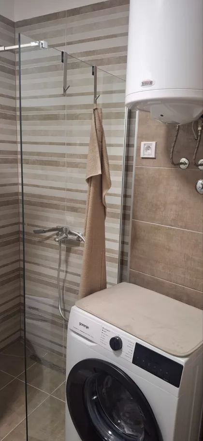 Božidara Adžije | 4zida.rs