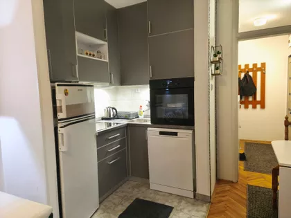 Braće Ribnikar | 4zida.rs