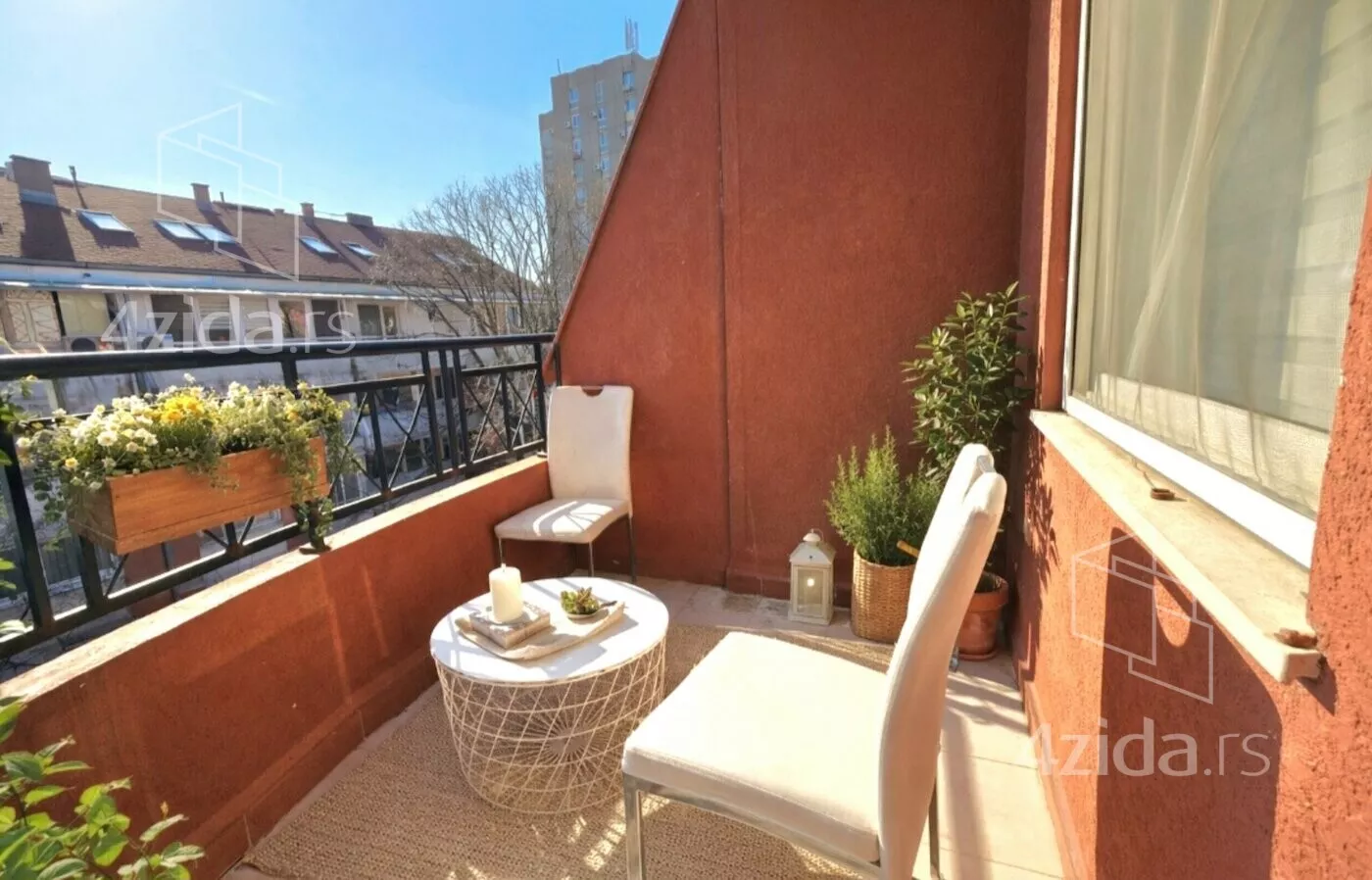 Dvoiposoban stan | 4zida