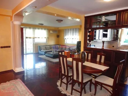 jovana marinovica | 4zida.rs