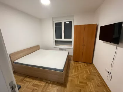 Studenička 53 | 4zida.rs