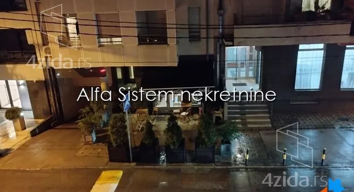 Troiposoban stan | 4zida