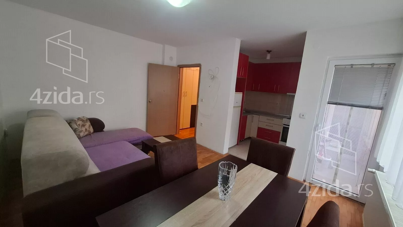 Jednoiposoban stan | 4zida