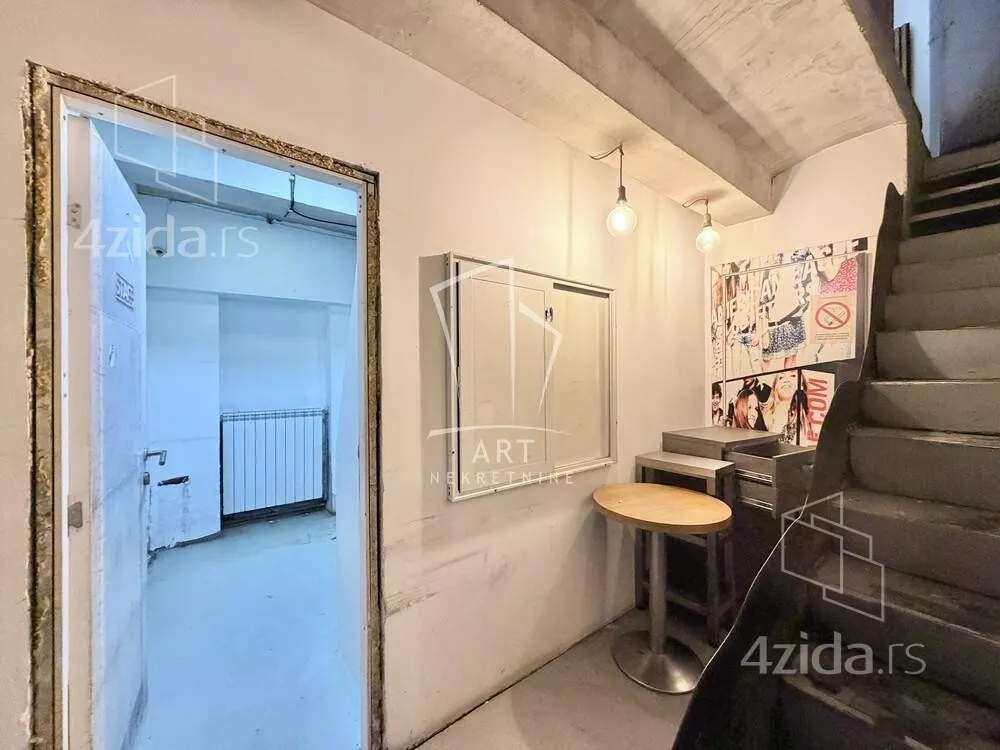 Lokal | 4zida