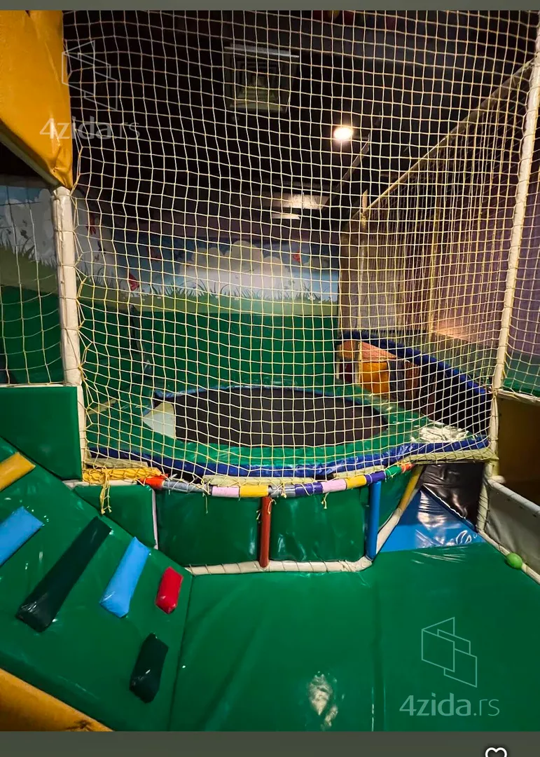 Ugostiteljski objekat | 4zida