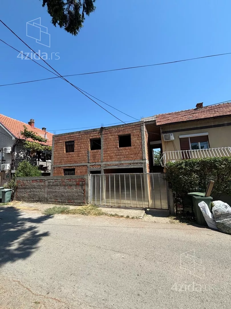 3-etažna kuća | 4zida