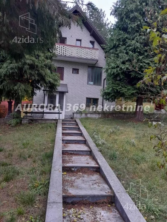Kuća · 55 m² · Čajetina
