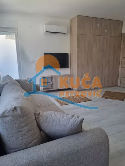 Mavrovska | 4zida.rs