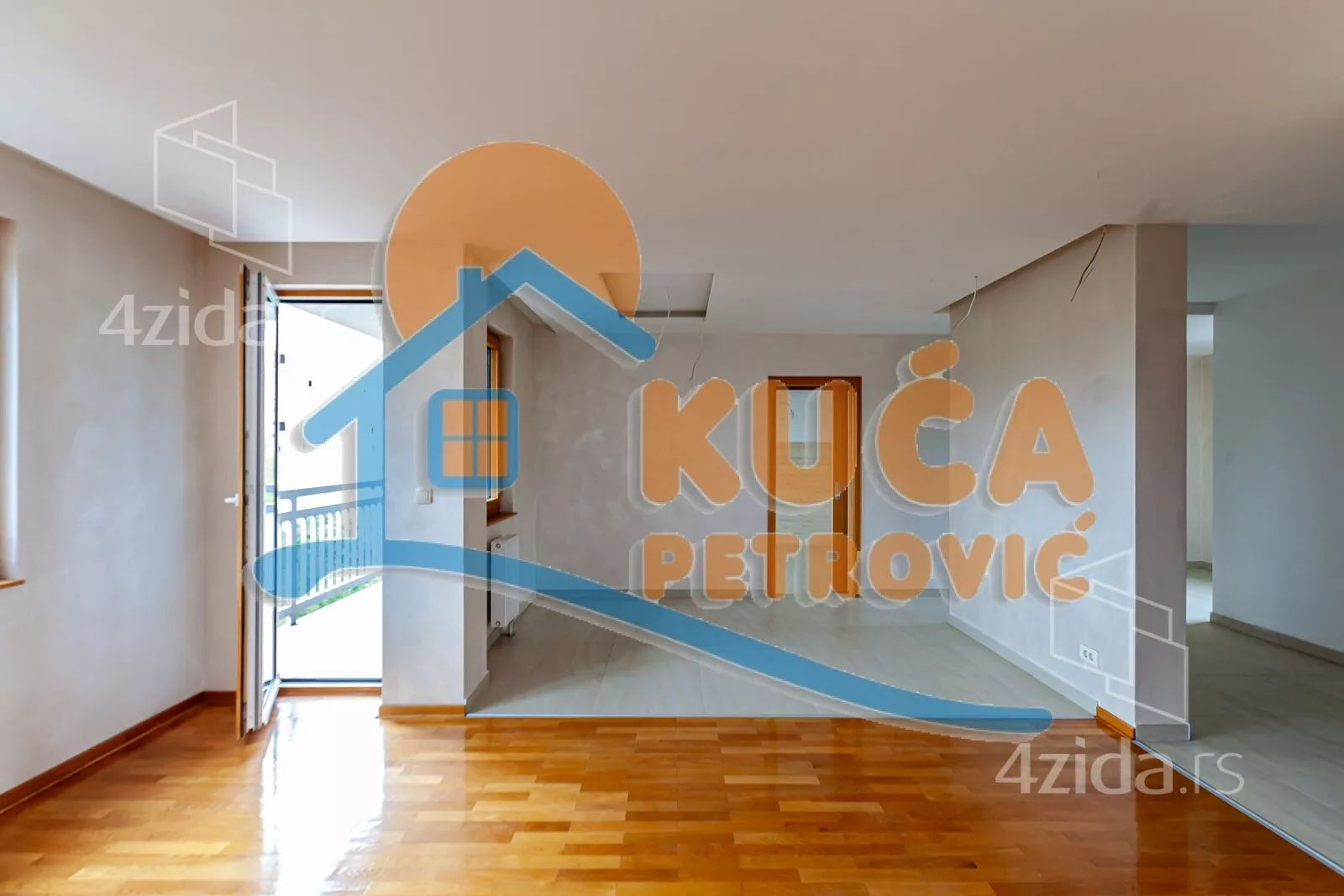 Četvorosoban stan | 4zida