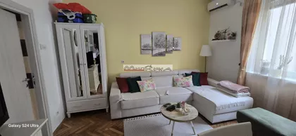 Vukov Spomenik | 4zida.rs