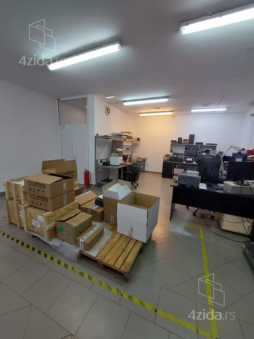 Poslovni prostor | 4zida