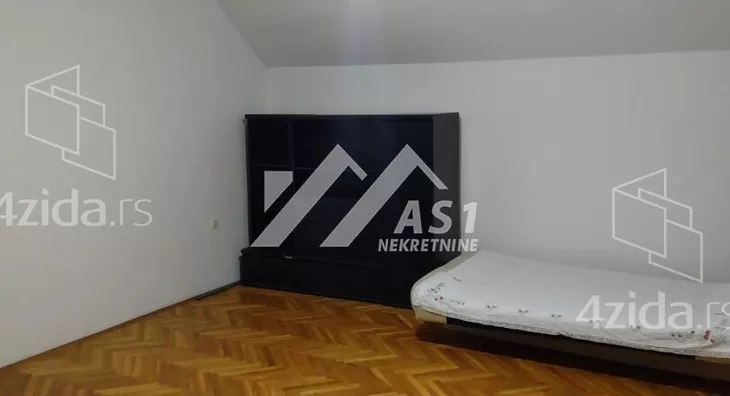4-etažna kuća | 4zida