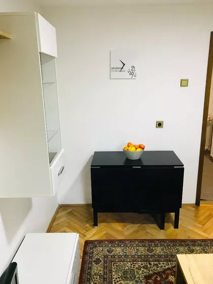 Crveno barjace 1c | 4zida.rs