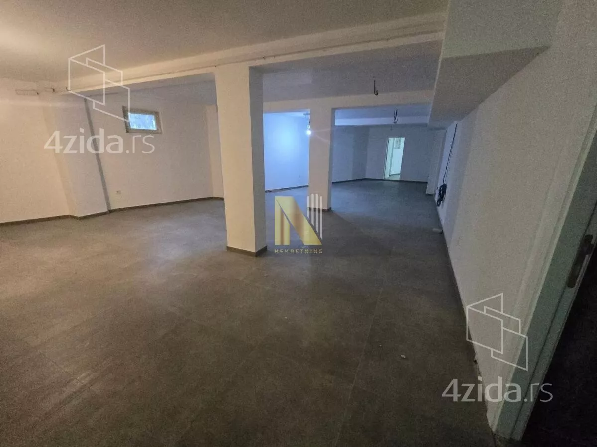 Poslovni prostor | 4zida