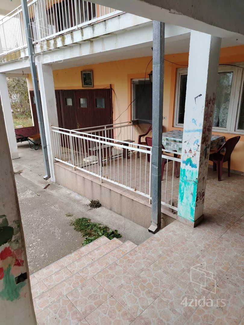 3-etažna kuća | 4zida