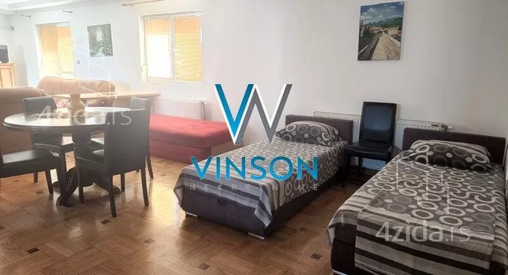 Četvoroiposoban stan | 4zida