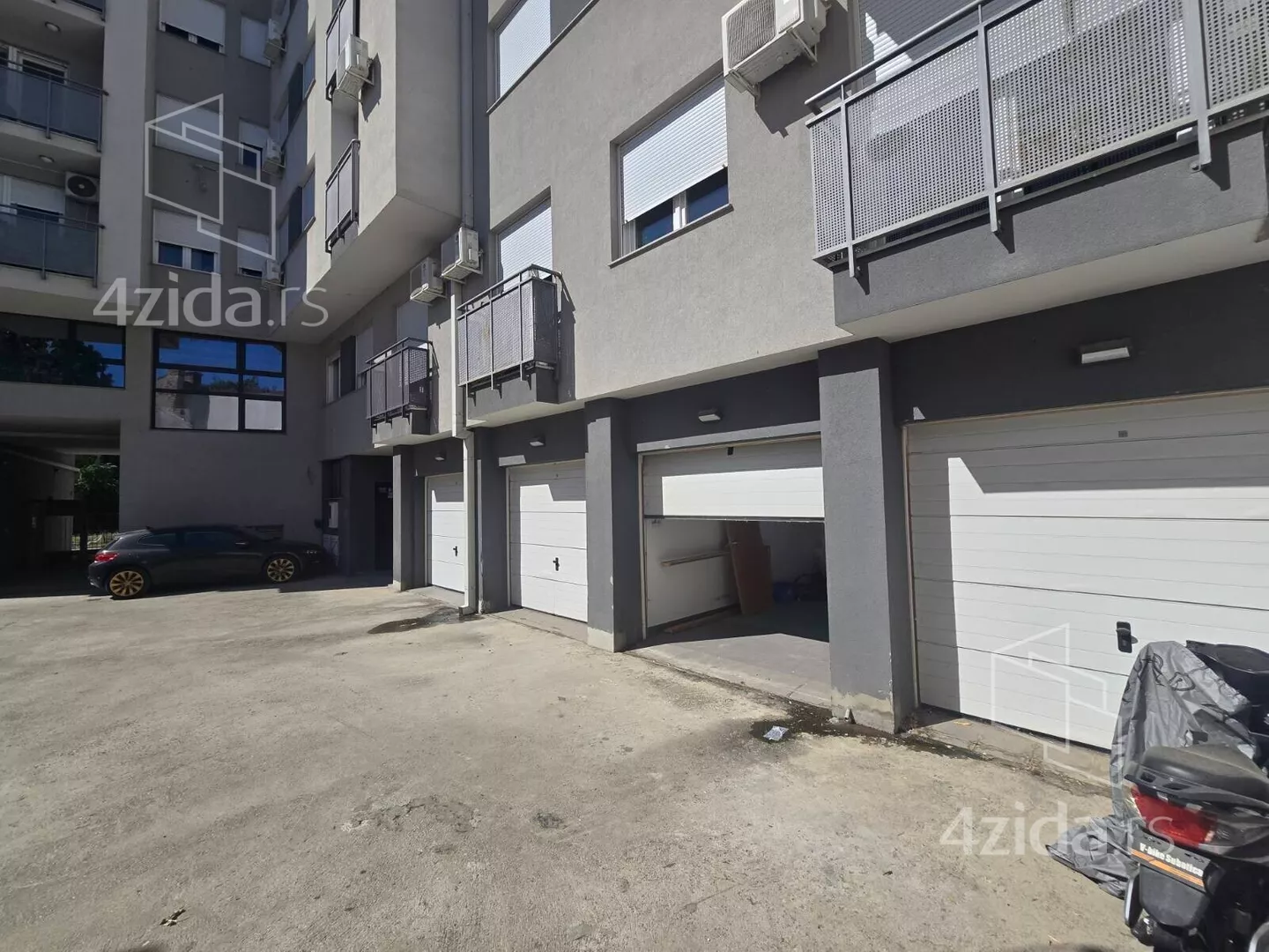 Parking | 4zida