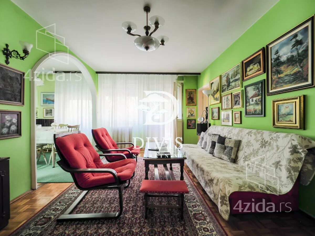 Dvoiposoban stan | 4zida