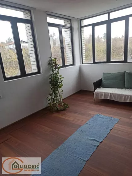 Zorice Božović | 4zida.rs