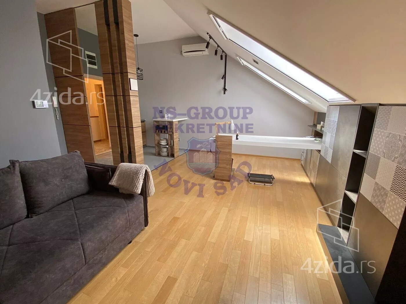 Četvorosoban stan | 4zida