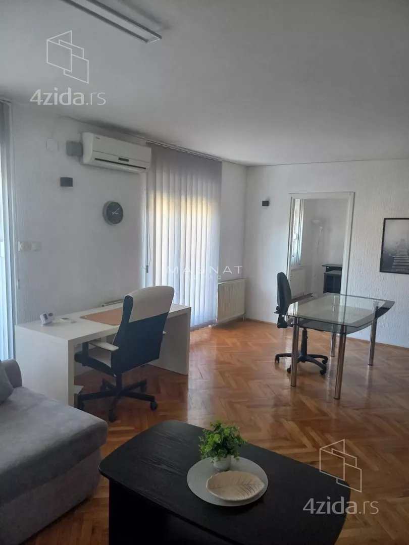 Kancelarija | 4zida