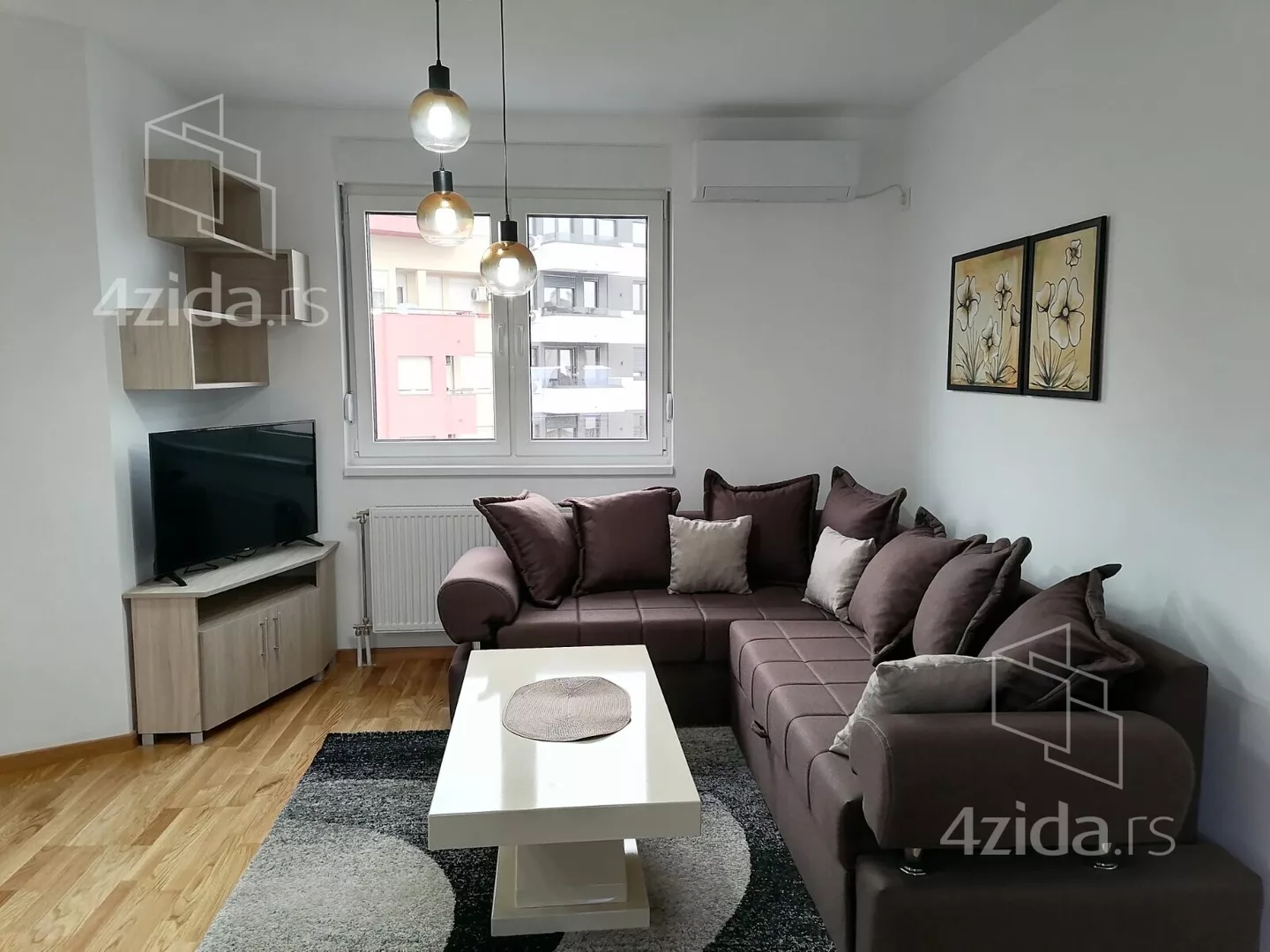 Dvoiposoban stan | 4zida