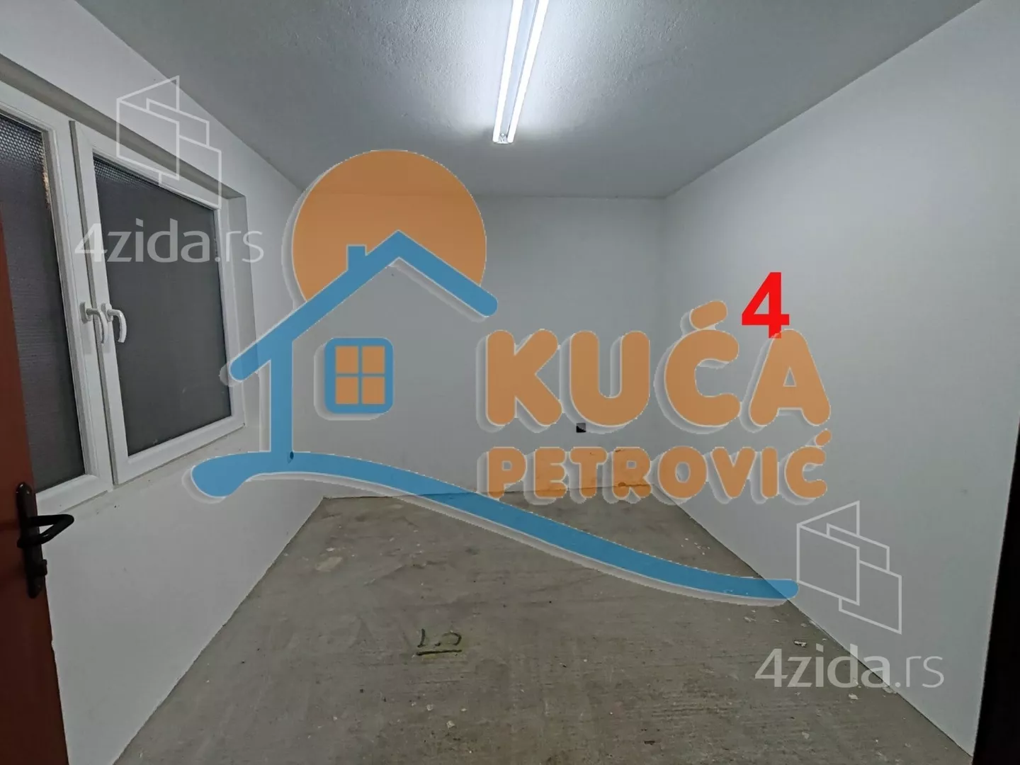 Lokal | 4zida