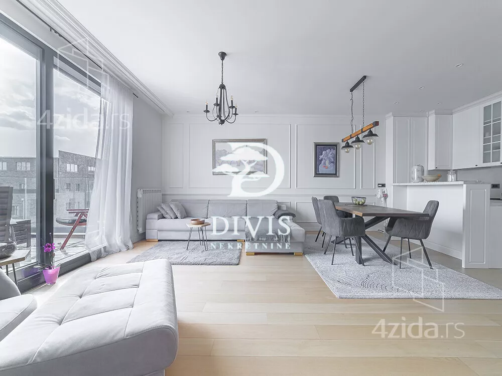 Četvorosoban stan | 4zida