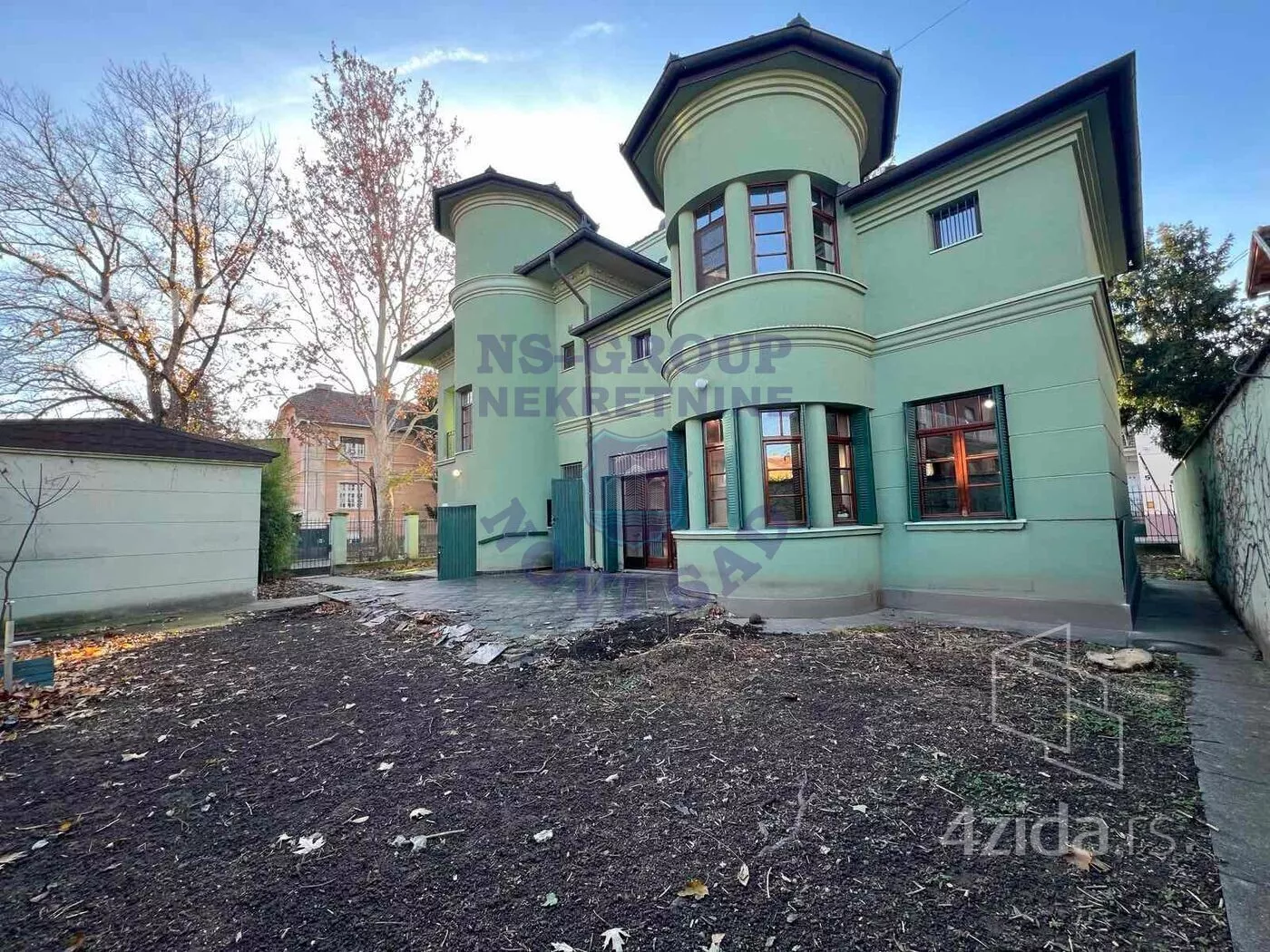 3-etažna kuća | 4zida