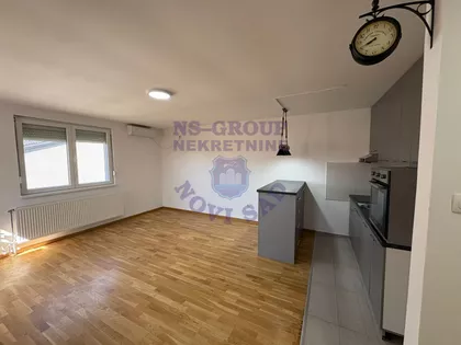 Cetinjska | 4zida.rs