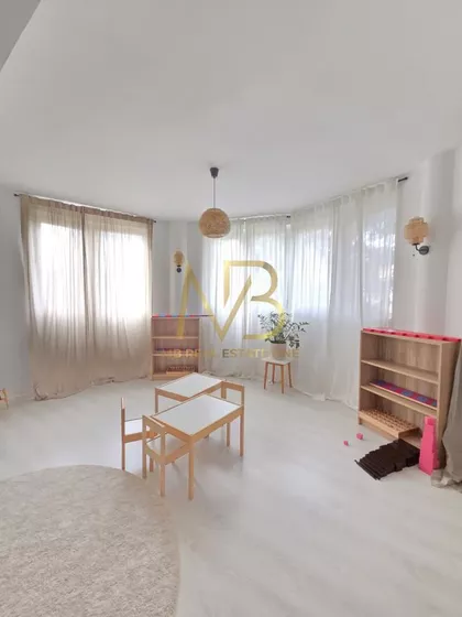 Arčibalda Rajsa | 4zida.rs