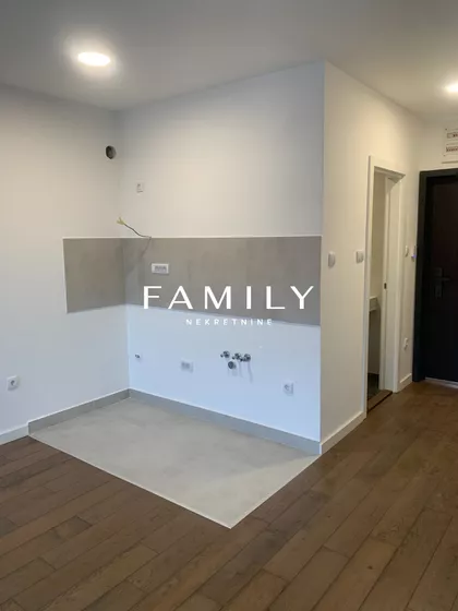 Bate Brkića | 4zida.rs