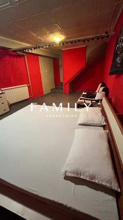 Stari Grad | 4zida.rs