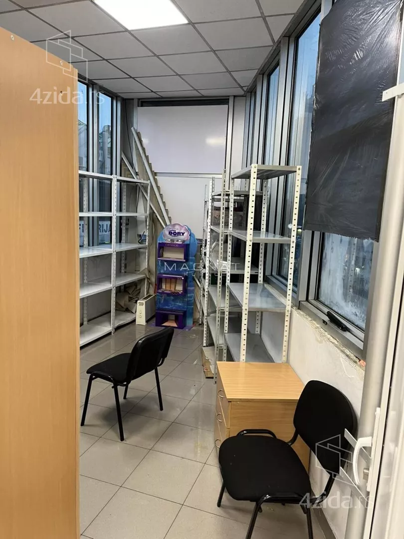 Poslovni prostor | 4zida