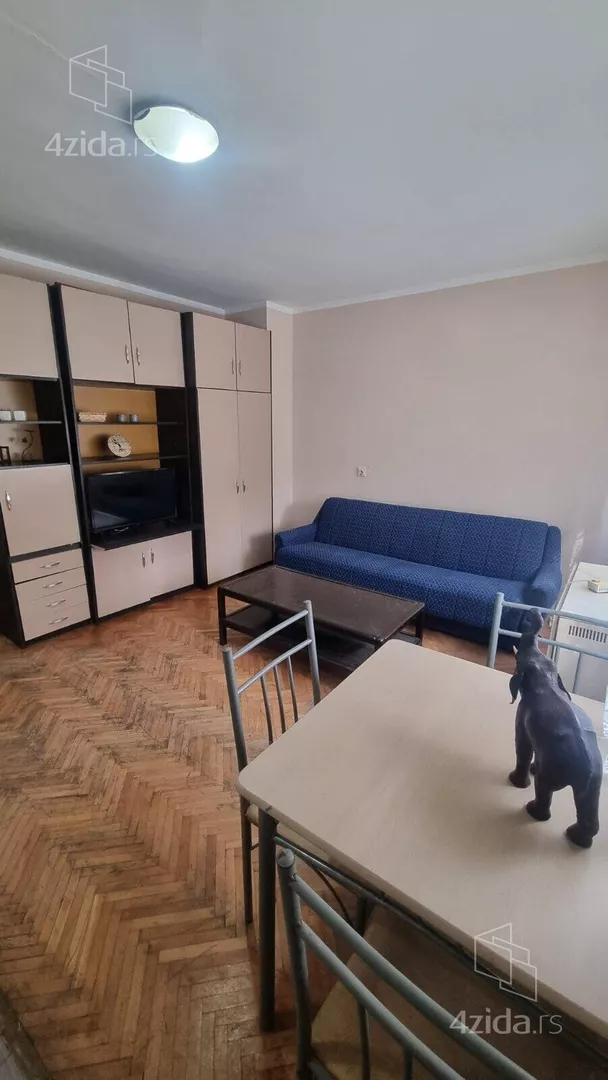 Garsonjera | 4zida