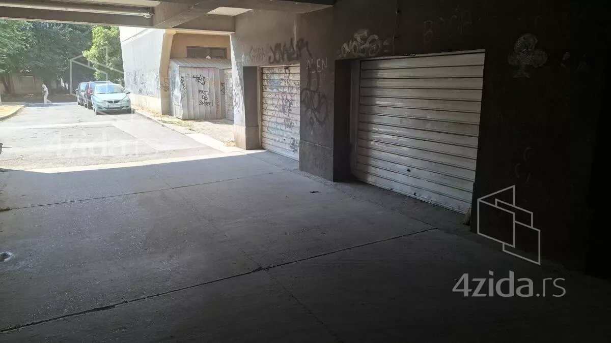 Garaža/Parking | 4zida