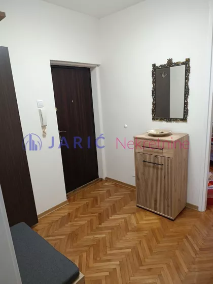 Krunski Venac | 4zida.rs