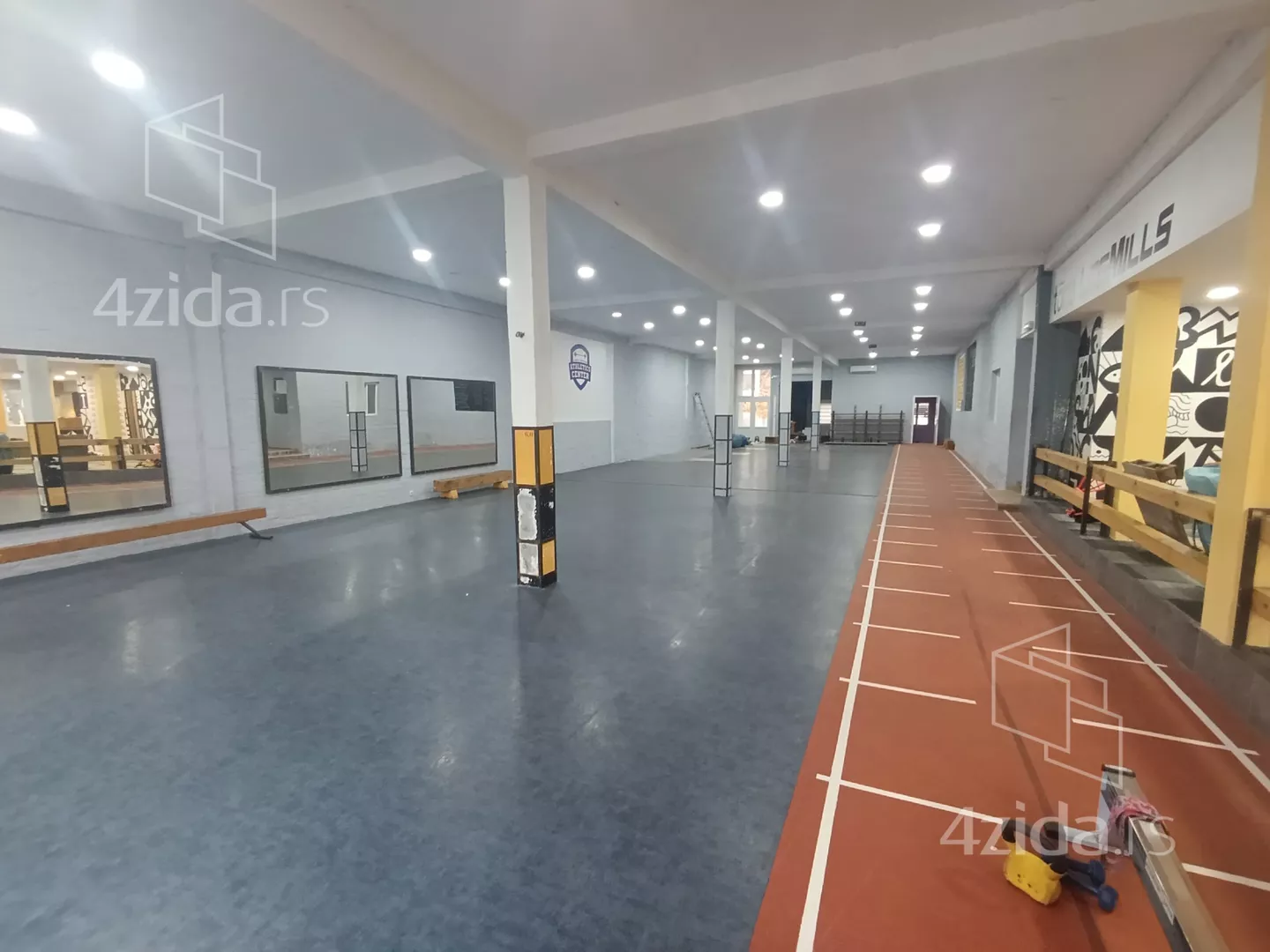 Poslovni prostor | 4zida