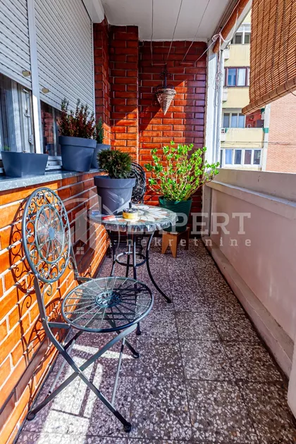 Pariske komune | 4zida.rs