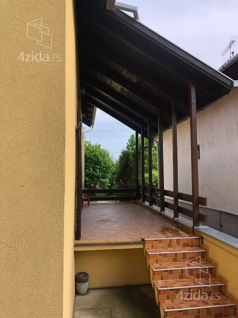 3-etažna kuća | 4zida