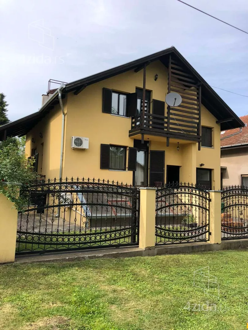 3-etažna kuća | 4zida