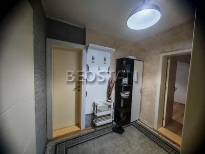 Železnik | 4zida.rs