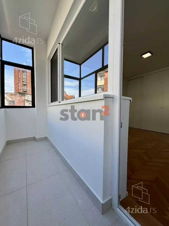 Troiposoban stan | 4zida