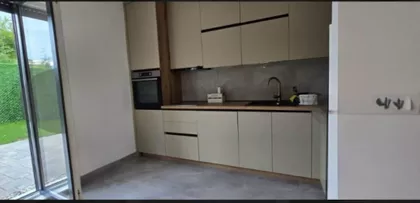 Jastrebačka 32 | 4zida.rs